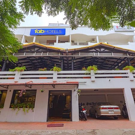 FabHotel A&M Hyderabad Exterior foto